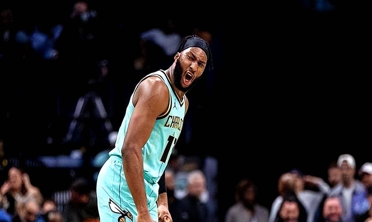 人队未允许西蒙斯参加全明星赛，引发争议的简单介绍