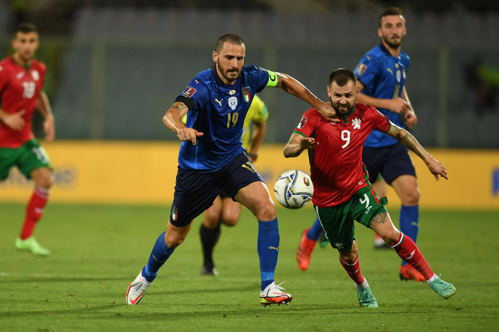 雷火电竞合作-保加利亚队在欧洲杯比赛中引人瞩目