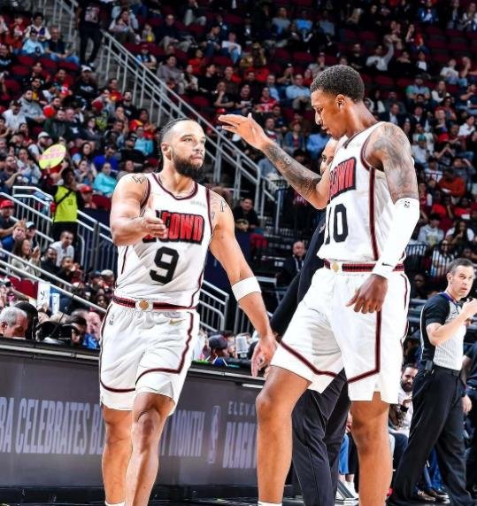 火箭队遭遇连败，客场惨败西部榜首被逼追的简单介绍