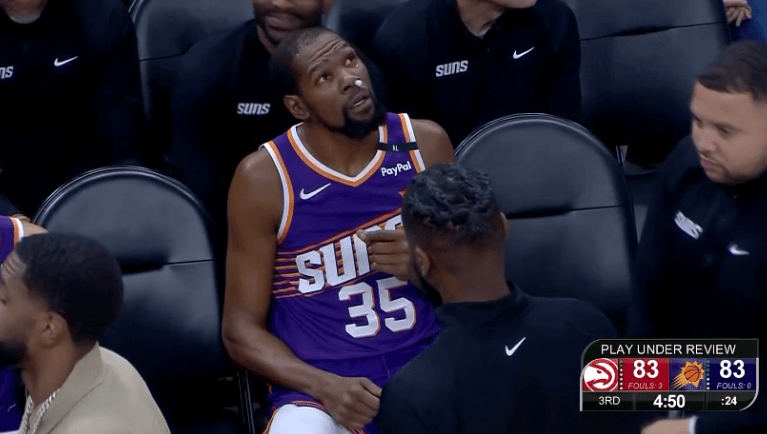 包含老鹰核心接连负伤，杜兰特高烧复出避免丢局的词条