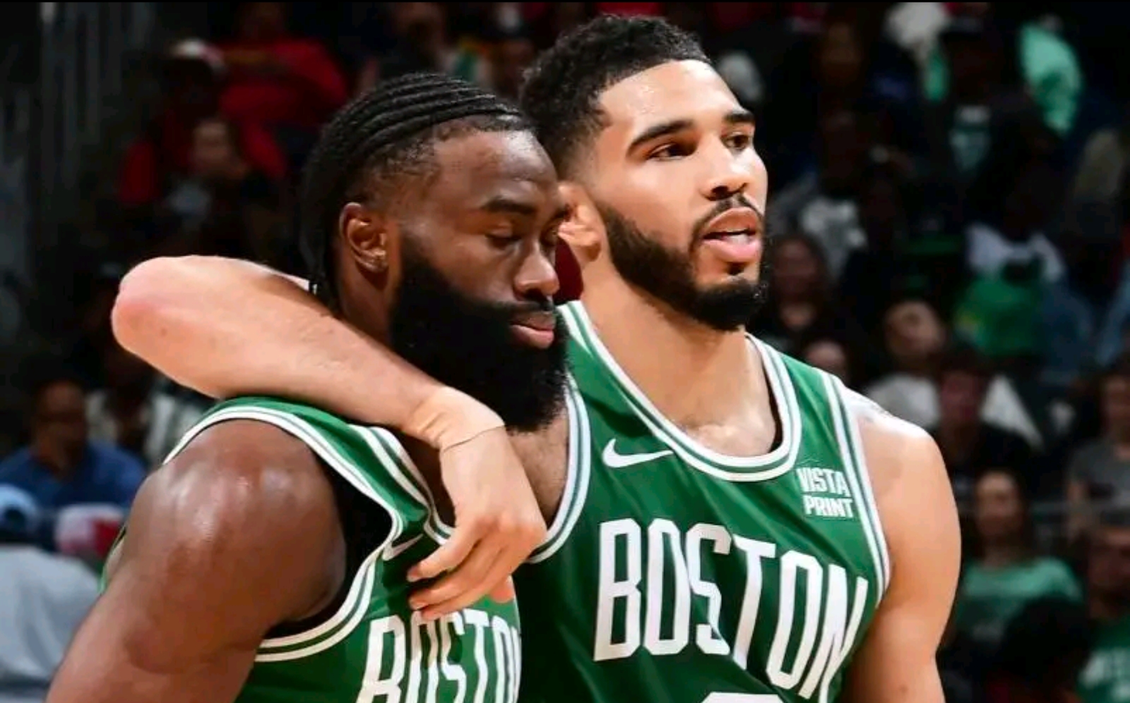 包含凯尔特人客场击败奇才，沃克首秀稳健的词条