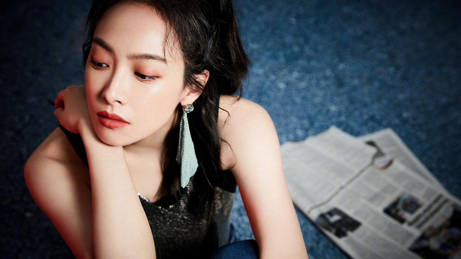 胜负手!浓眉一柱擎天定江山,雄鹿攻克鹰巢展露冠军相