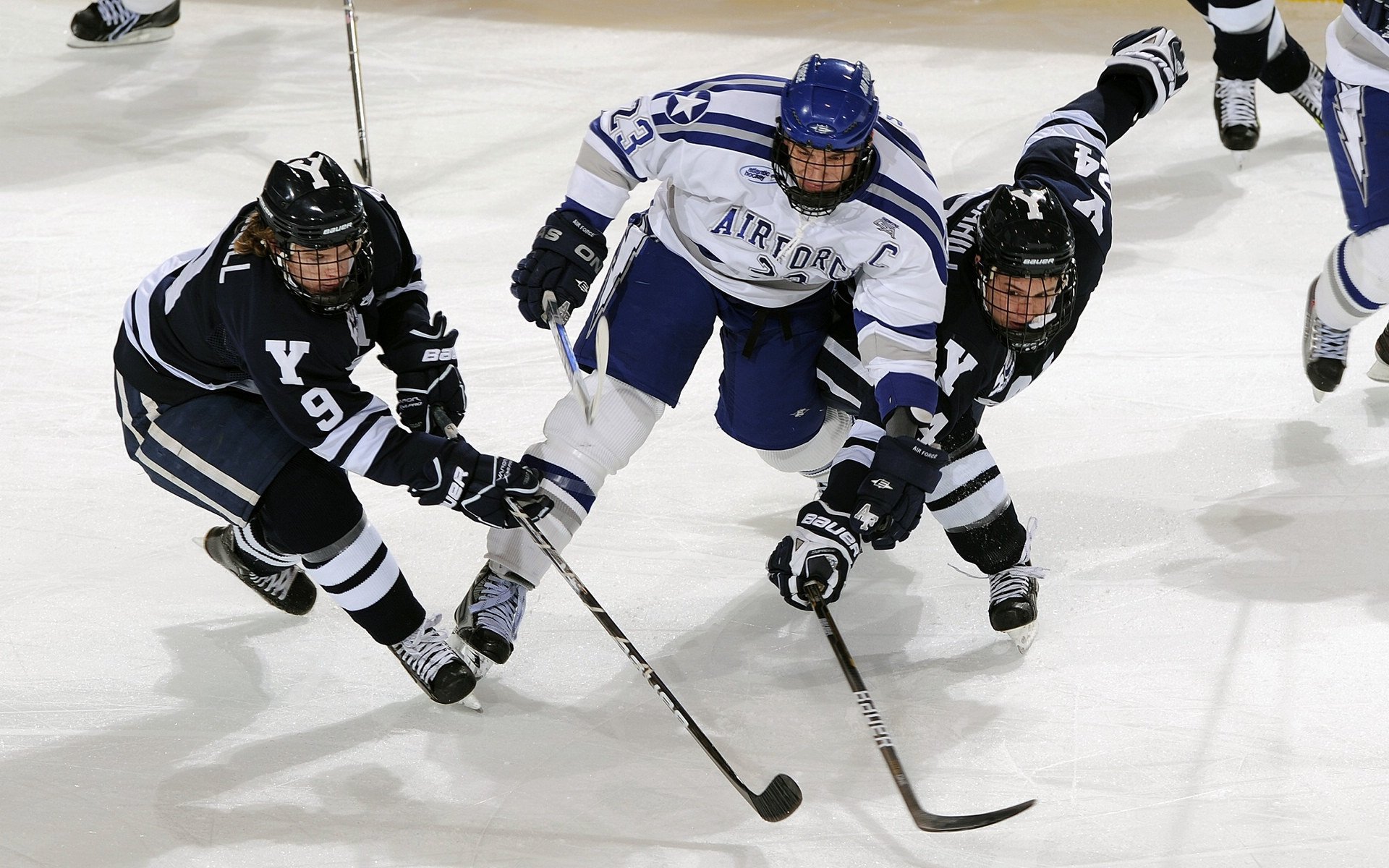 凿穿铁壁与重构周期—热火击穿马刺背后的奥运启示